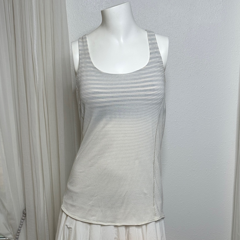 Lululemon WILD Tank Strappy Back Orange Black White Size 6 Built-In Bra - Picture 4 of 14